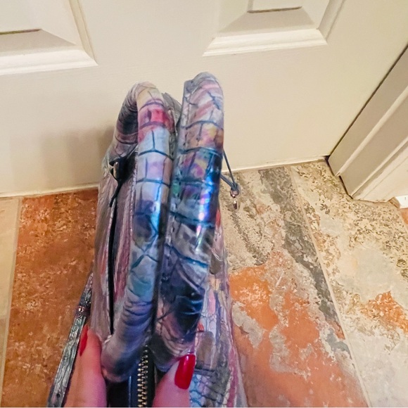 🎁SALE! Brahmin HARD TO FIND! Large Duxbury Croc Embossed Leather in Elope!!! - Picture 8 of 16